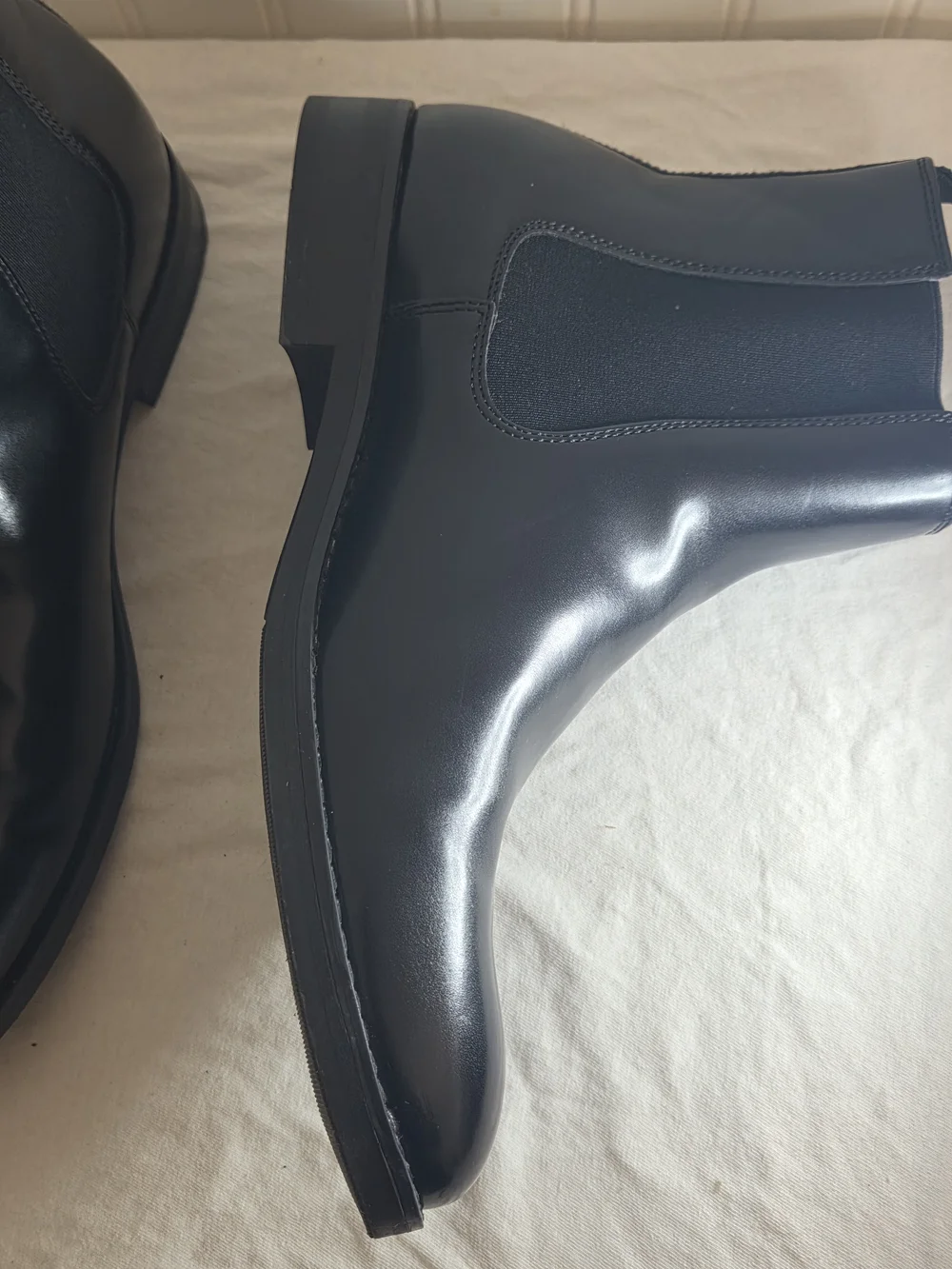 Alfani Luka Black Leather Chukka Boots